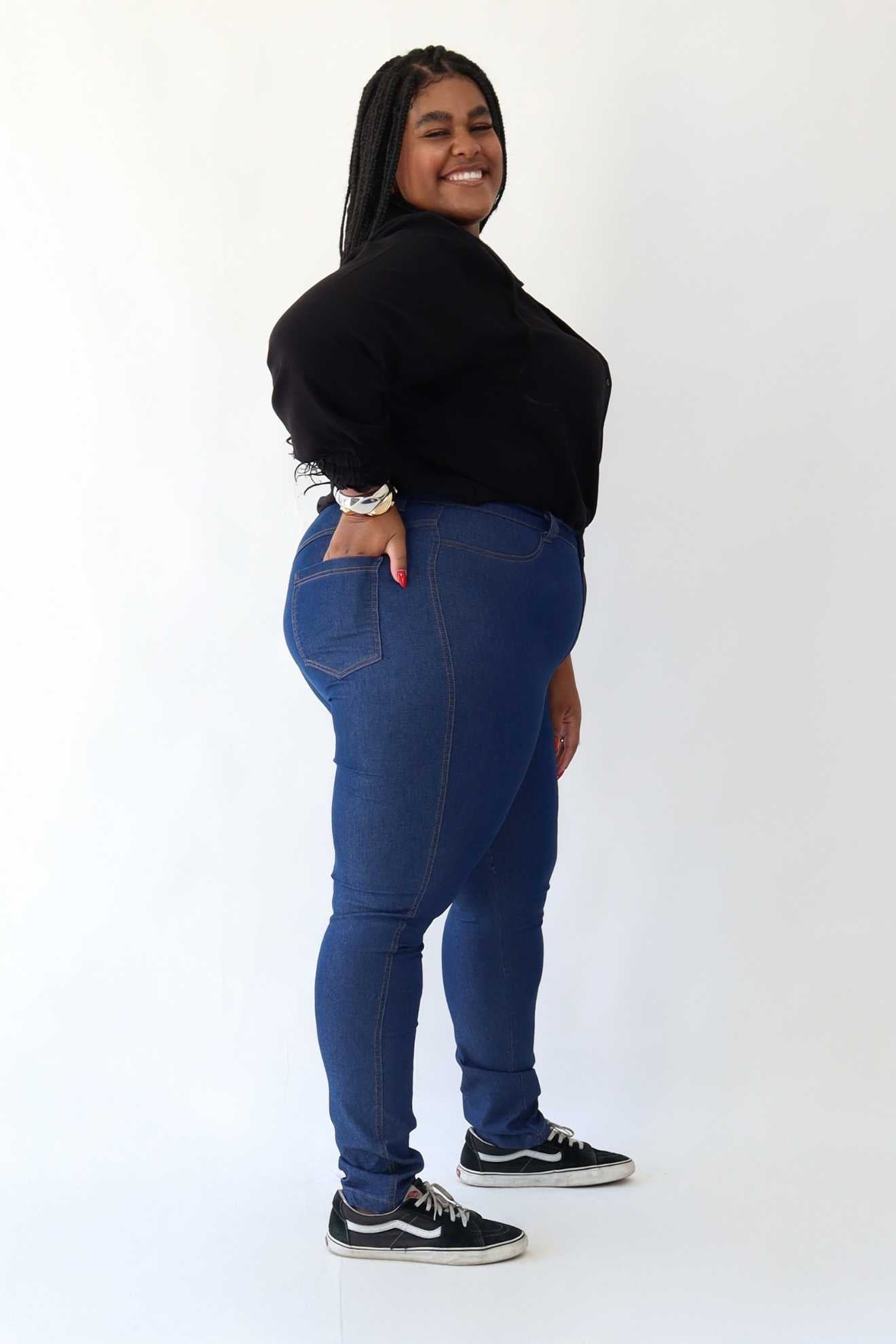 Calça Jeans Skinny Lavagem Média